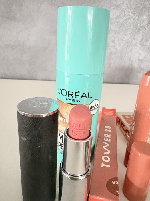 Лот  косметики Clarians, Gucci