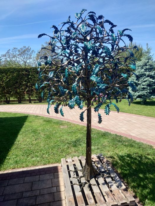 Lampa ozdobna ogrodowa drzewo