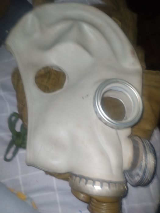 Противогаз гп5м с подсумком