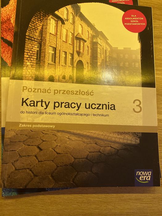 podręcznik i dwa zestawy ćwiczeń 2/3/4 technikum