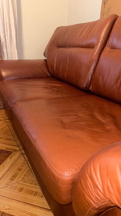 Sofá em pele como novo