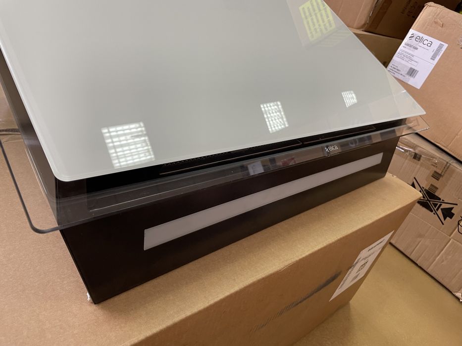 Nowy okap Elica ELLE WH/F/80, BL/F/80. 80 cm, biały, czarny