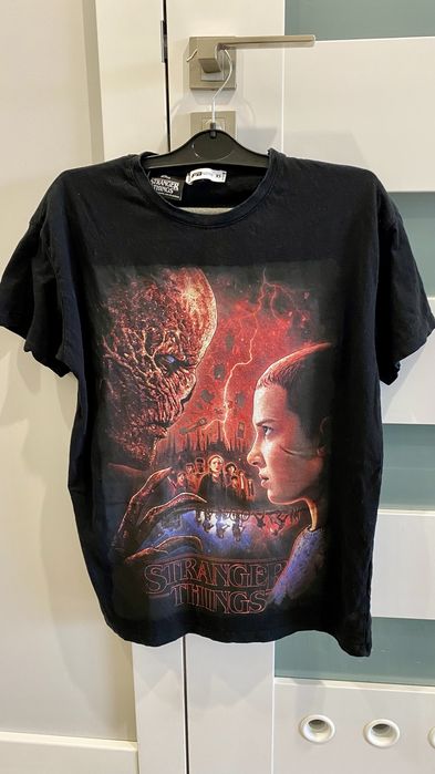 Koszulka T-shirt Stranger Things Netflix damska