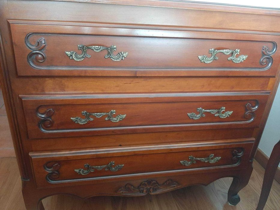 Quarto completo em bom estado