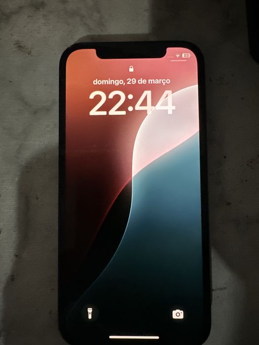 Iphone 12 pro praticamente novo
