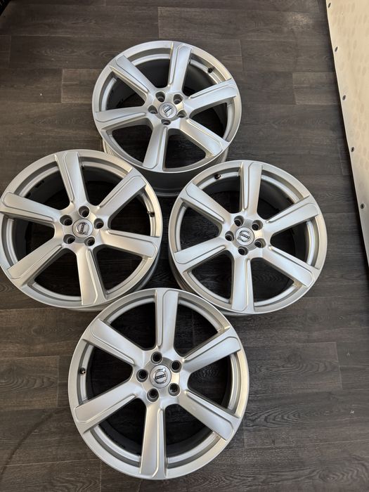 Диски Volvo 5/108:R19