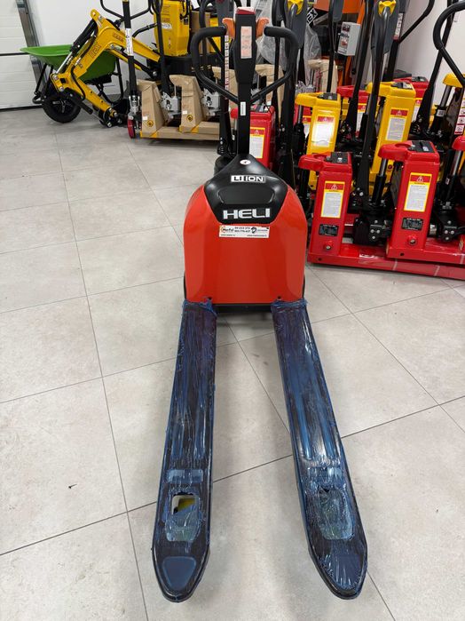 PALECIAK ELEKTRYCZNY HELI Wózek paletowy elektryczny 1500/ 2000kg 30Ah
