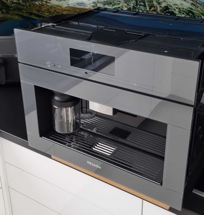 Kawiarka / ekspres do kawy Miele CVA 7845 GraphitGrey, przyłącze wody