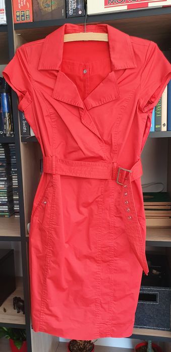 Piękna koralowa sukienka midi rozm. 36 SOLAR