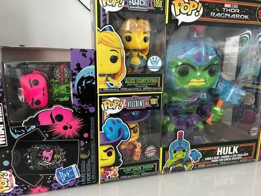 Funko POP black light luz negra