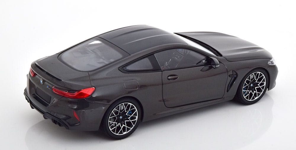 1:18 Minichamps BMW M8 Coupe Competition 2020