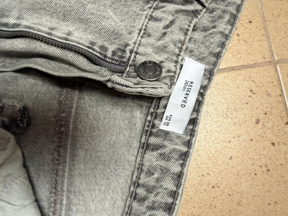Zara szare jeansy proste nogawki r.38