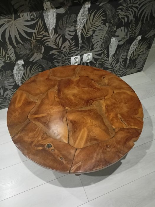 Stolik z drewna tekowego