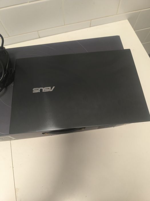 Asus Zenbook UX425 Uszkodzony