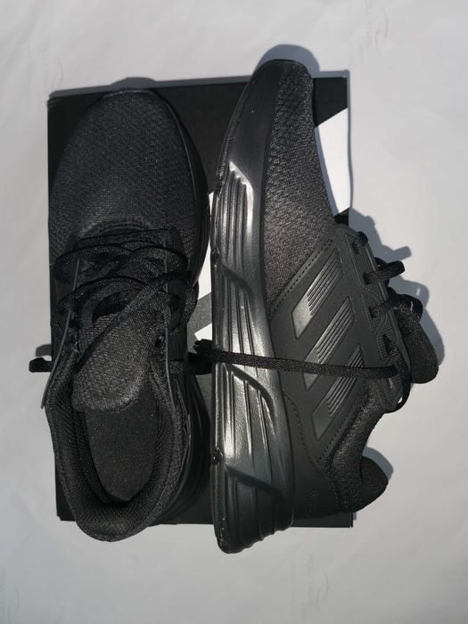 Нові оригінальні чоловічі кросівки Adidas Galaxy 6 M