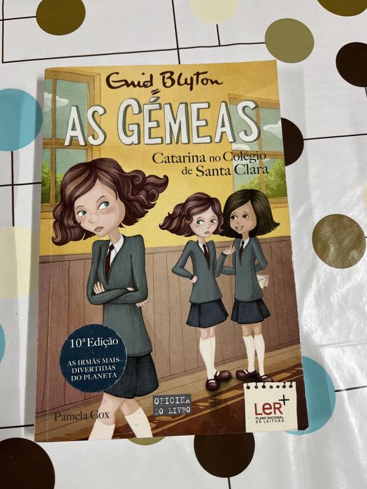 Livros coleção As gémeas