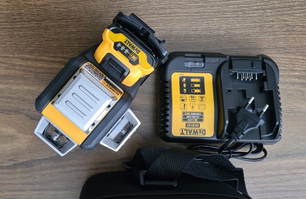 Laser nivel Dewalt novo completo