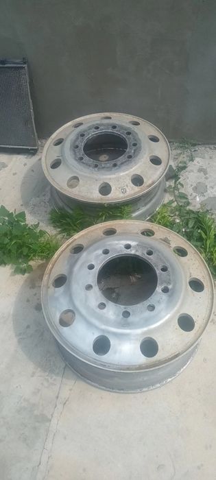 Диски б у вантажні 22.5x8.25 алюмінієві для американських тягачів