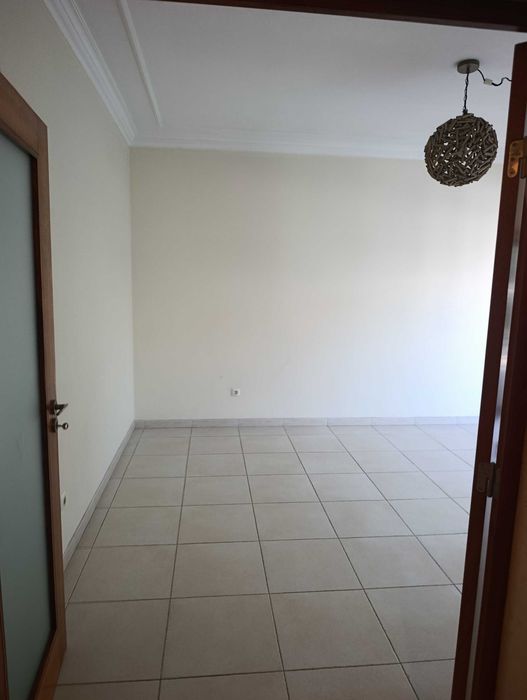 Apartamento T3 para arrendar na Sobreda