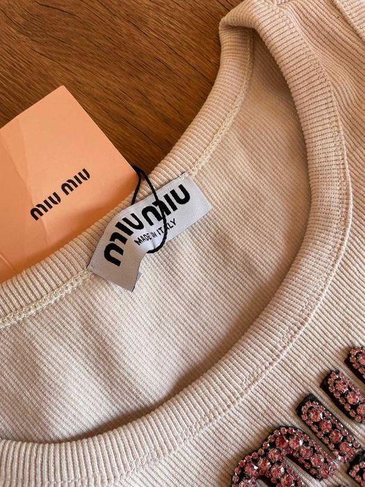 Top Miu Miu Rosa Com Letras Mulher