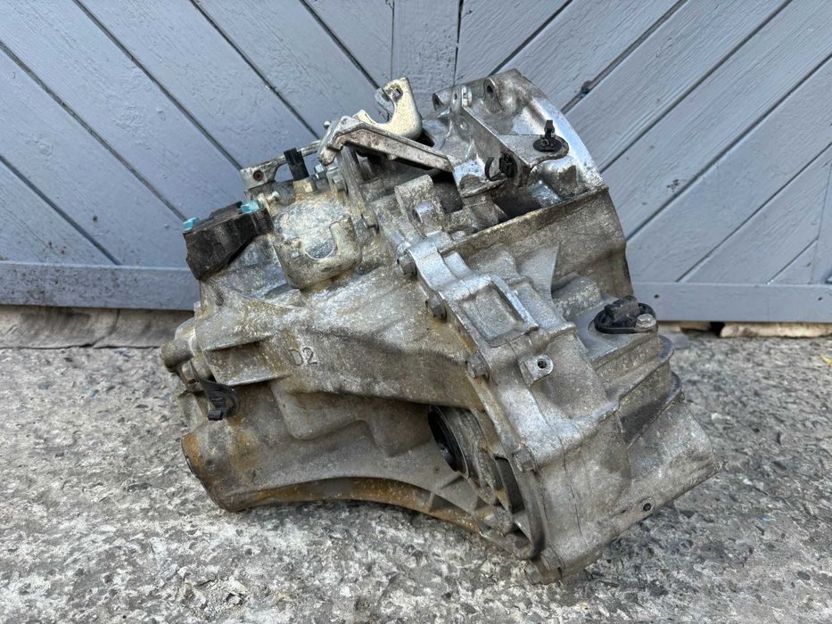 КПП коробка передач Nissan Qashqai J10 2.0 DCI