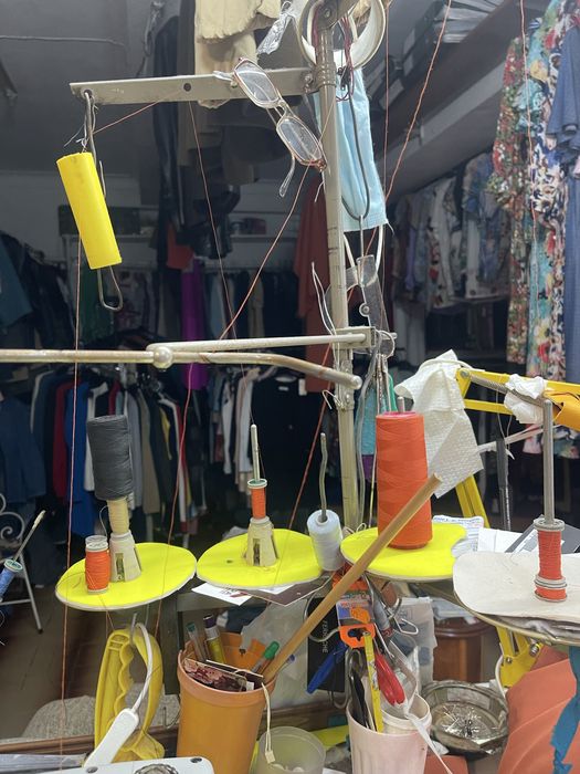 Confeccao e Arranjos de costura. Modista