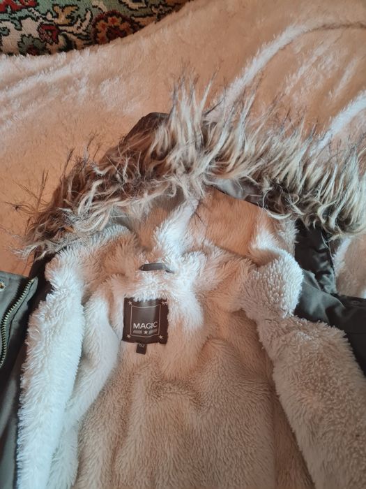 Зимова парка на дівчинку