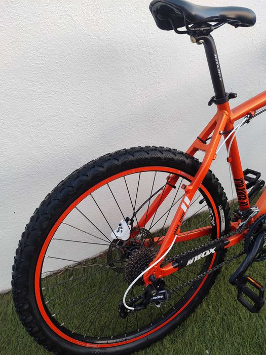 KTM KNOXVILLE, muito bem estimada