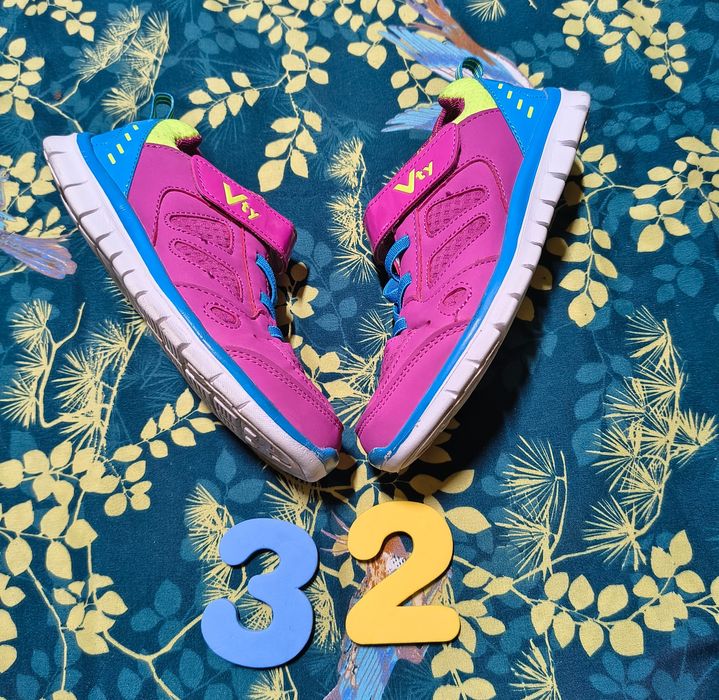 Buty sportowe/sneakersy Vty roz. 32
