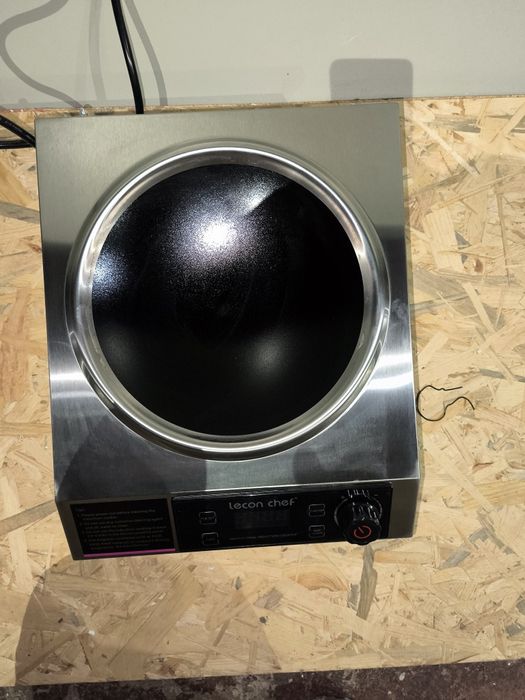 Płyta indukcyjna Lecon Chef z patelnią wok