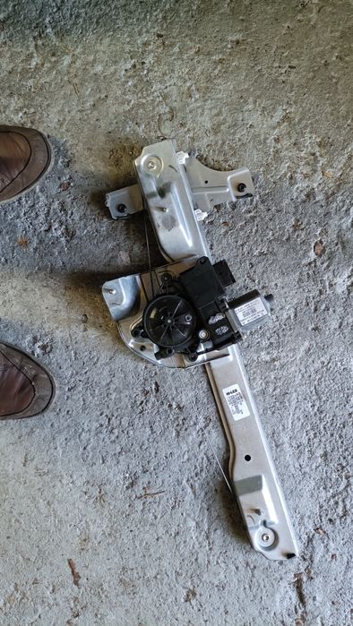 Elevador vidro esquerdo