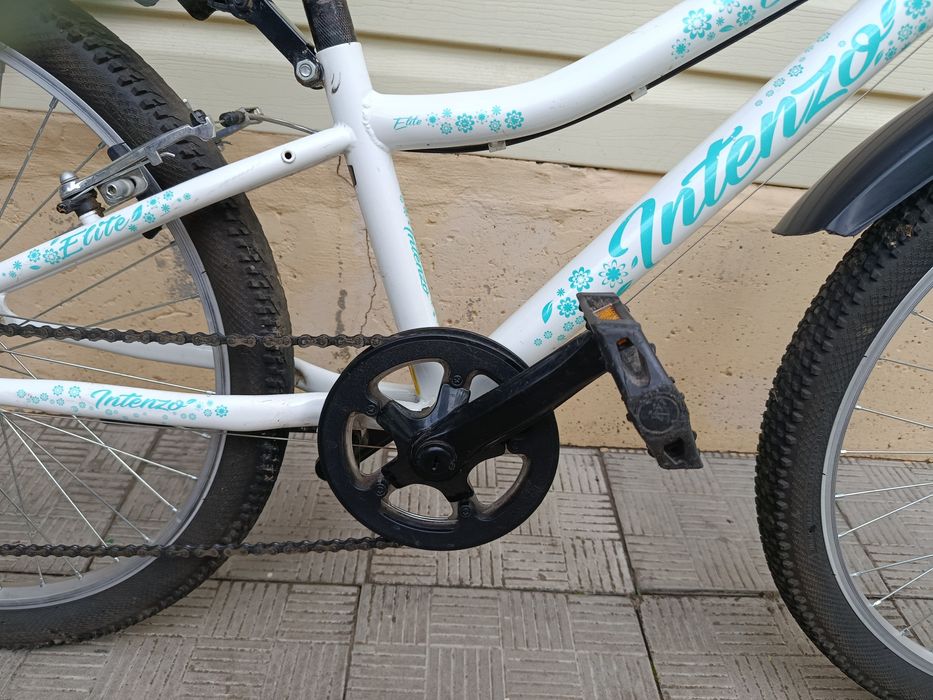 Велосипед дитячий для дівчинки.