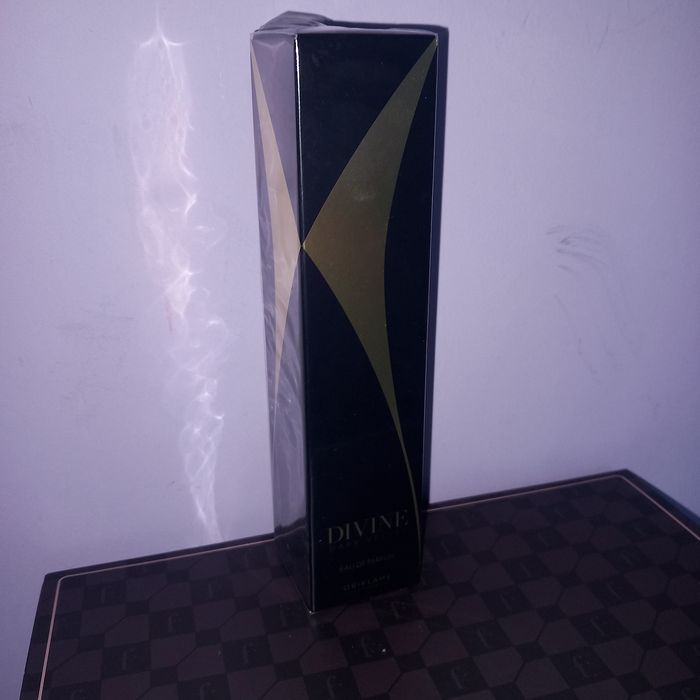 Perfumy Divine Dark Velvet