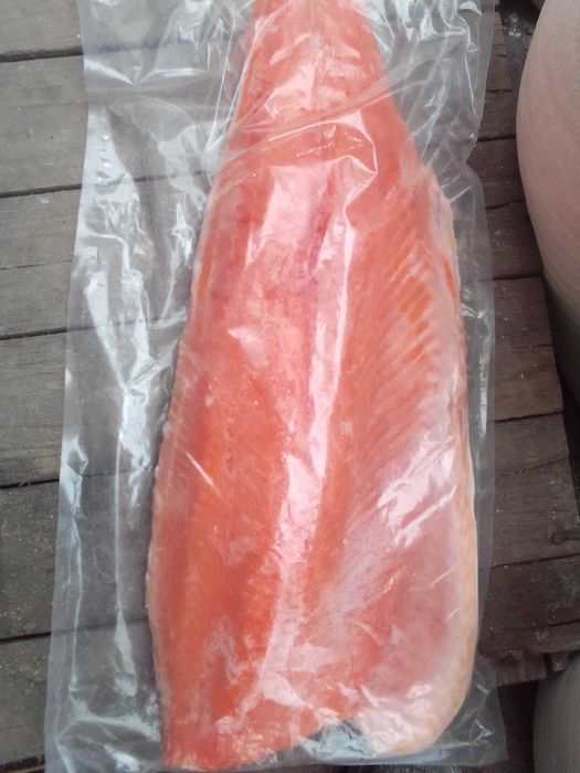 Лосось и форель малосольная