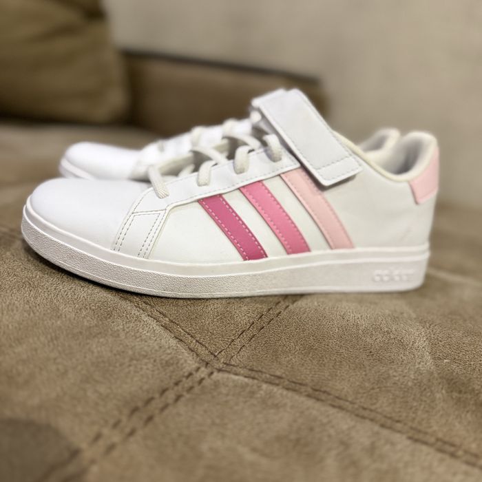 Adidas кеди, кросівки 38 розмір