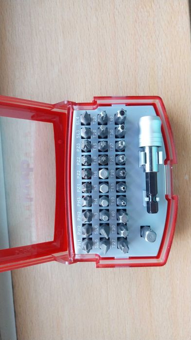 Conjunto de Bits 25mm 32 Peças KWB (aço CR-V)
