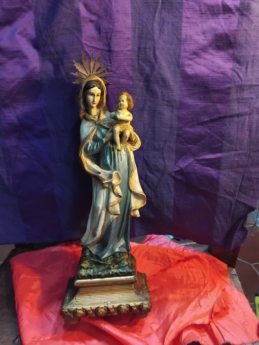 Nossa senhora em madeira policromada