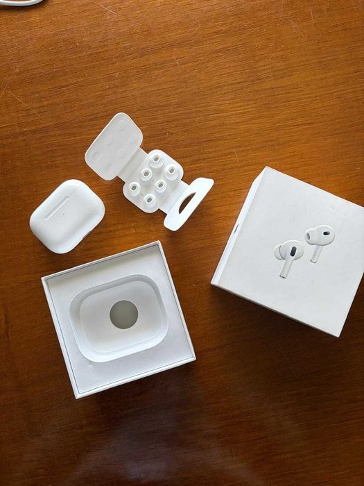 AirPods Pro 2ª Geração Originais – Excelente Estado c/ Caixa