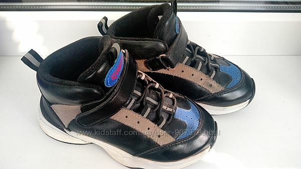 Осенние кроссовки, ботинки 28 р.