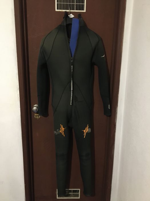 Fato de surf wavelengh