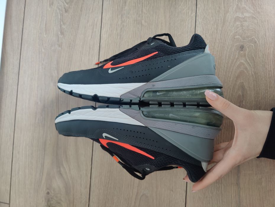 Nike Air Max Pulse 41