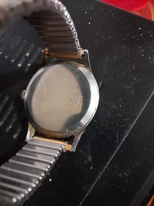 Vendo de pulso homem antigo