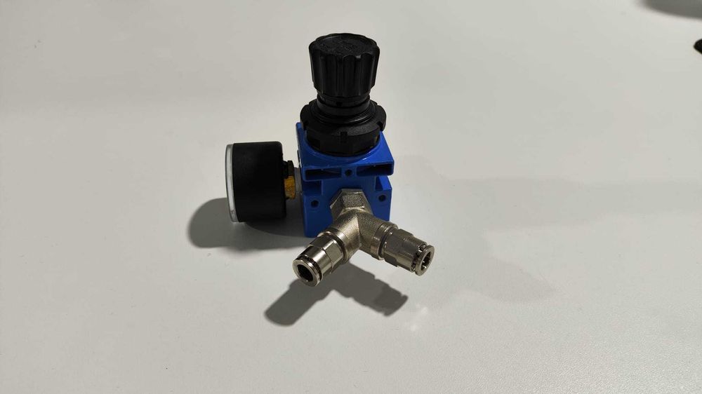 Regulador de pressão para linha de ar comprimido
