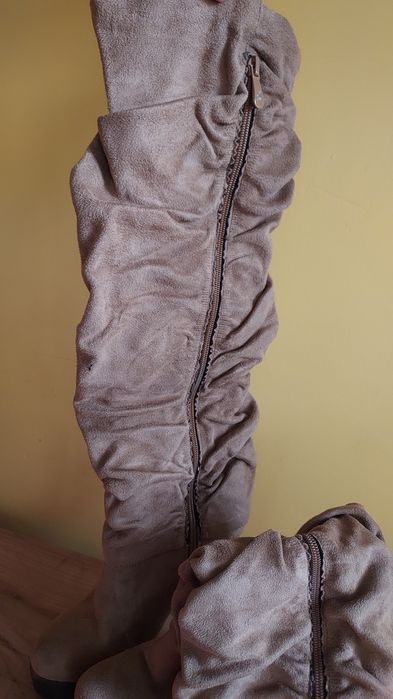 Kozaki wysokie na platformie