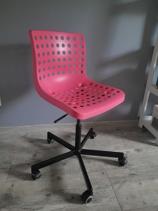 Krzesło      IKEA