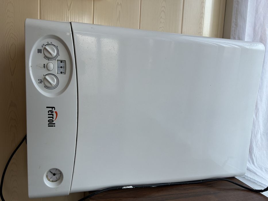 Газовий котел Ferroli