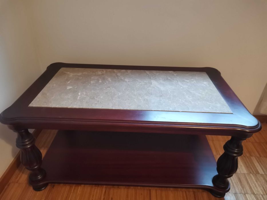 Mesa de sala de estar