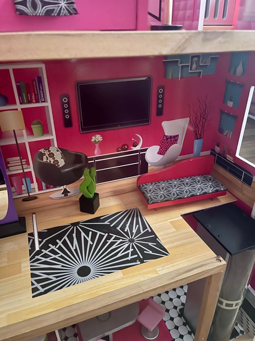 Будинок Барбі, дом, домик з ліфтом триповерховий kidkraft деревʼяний