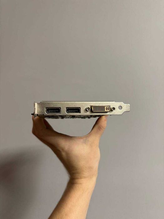 Відеокарта Nvidia Quadro FX580 512MB GDDR3 128bit