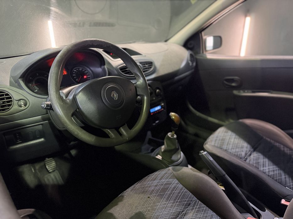 Renault Clio Van 1.5 DCI A/C